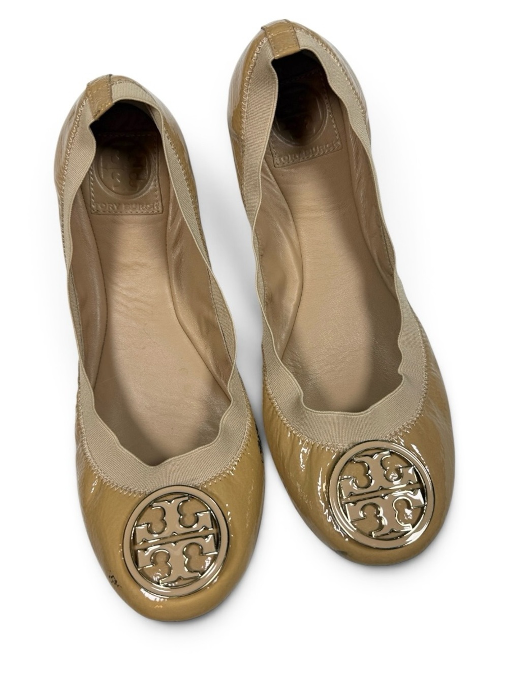 Tory Burch Caroline Metal Logo Medallion Flats S-612 Sz 9